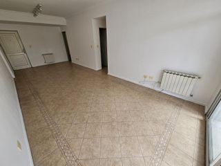 Foto 4 de Departamento en alquiler 3 dormitorios Torres Balcarce
