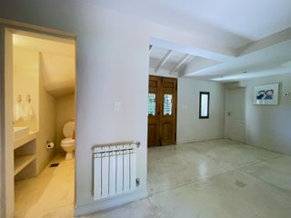Foto 43 de Espectacular casa en VENTA en Barrio Los Laureles!