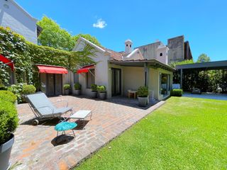 Foto 17 de Espectacular casa en VENTA en Barrio Los Laureles!