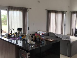 Foto 5 de Casa en venta - 2 Dormitorios 2 Baños - 2.000mts2 - San Clemente Del Tuyú