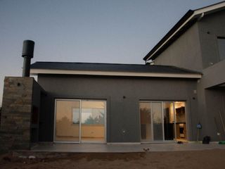 Foto 17 de Casa en venta - 2 Dormitorios 2 Baños - 2.000mts2 - San Clemente Del Tuyú