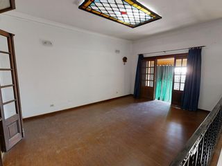 Foto 102 de ALQUILER IDEAL INSTITUCION Casa 5 Dormitorios 576 m2 de Terreno Jardín, Quincho, Pileta y Cochera en Barrio Martin