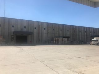 Foto 2 de Alquiler Depósito de 1500 m2 en Moreno