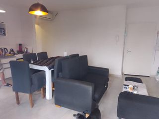 Foto 21 de EXCELENTE OPORTUNIDAD A ESTRENAR - GALPON 430m2 - CON 6 DEPARTAMENTOS 2 Amb  - SAN JUSTO