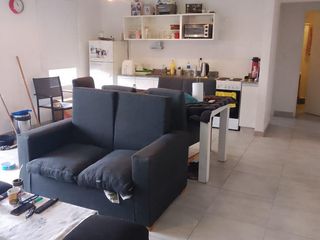 Foto 22 de EXCELENTE OPORTUNIDAD A ESTRENAR - GALPON 430m2 - CON 6 DEPARTAMENTOS 2 Amb  - SAN JUSTO