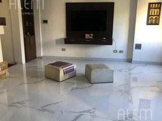 Foto 10 de Casa en  venta en  Banfield | Lomas de Zamora | 5 dormitorios
