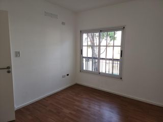 Foto 7 de PH en Turdera-venta