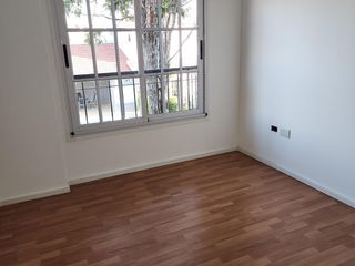 Foto 4 de PH en Turdera-venta
