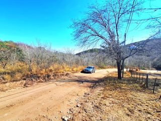 Foto 6 de La Cumbre Lote en Loma de San Luis 900 m2