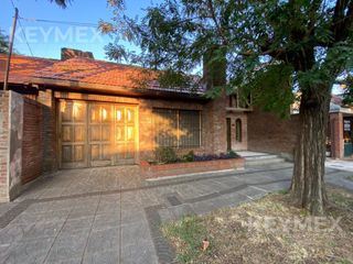 Foto 2 de Casa tipo Chalet en Temperley Oeste
