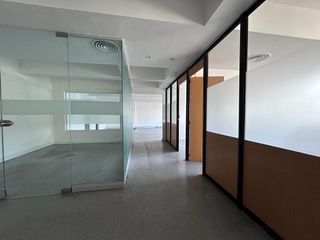 Foto 6 de Oficina en  Alquiler
