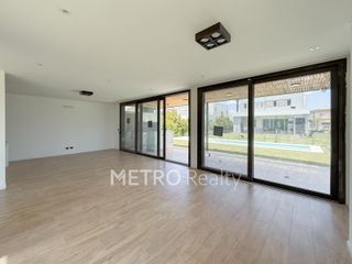 Foto 4 de Casa en venta de 3 habitaciones en Castaños, Nordelta