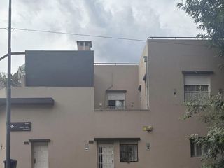 Foto 2 de Casa en Venta 5 Amb - Villa Urquiza