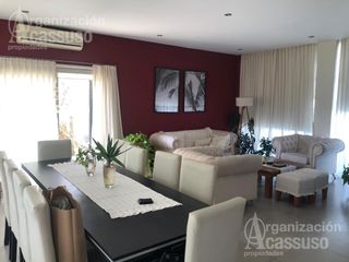 Foto 4 de Casa en  venta  Barrio San Gabriel