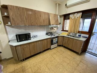 Foto 11 de Casa de cuatro ambientes en Venta en Gerli, Avellaneda