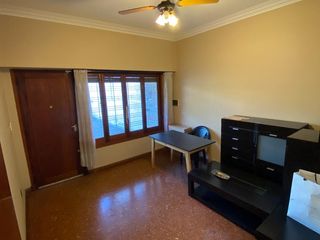 Foto 5 de Casa de cuatro ambientes en Venta en Gerli, Avellaneda