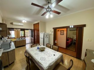 Foto 9 de Casa de cuatro ambientes en Venta en Gerli, Avellaneda