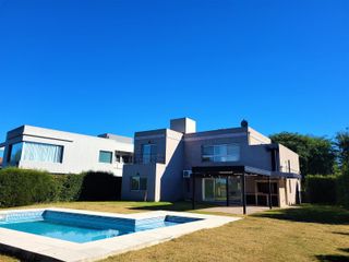 Foto 5 de San Isidro Labrador | 4 dormitorios + playroom con muy linda vista al Golf