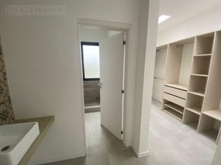 Foto 24 de Hermosa casa en Venta en 1 Planta con Piscina Excelentes terminaciones PG
