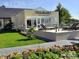 Foto 1 de Venta de terreno en Haras del Sur II