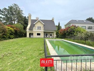 Foto 40 de Casa en Alquiler en Saint Thomas, Canning