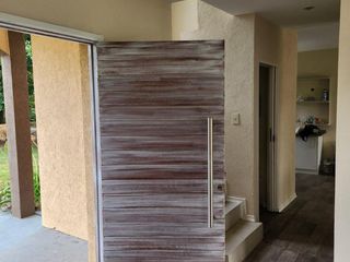 Foto 4 de Casa en  venta con renta  en barrio San Isidro Labrador, Villanueva