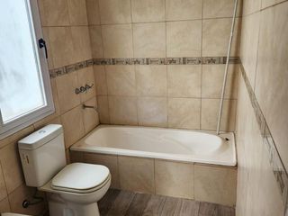 Foto 24 de Casa en  venta con renta  en barrio San Isidro Labrador, Villanueva