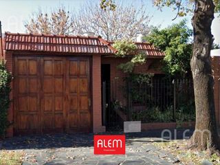 Foto 1 de Casa - Lomas de Zamora Oeste