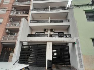 Foto 1 de Departamento en Monte Castro