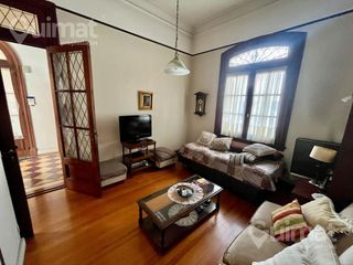Foto 5 de Casa estilo Italiano en venta - Primera Junta 2100 - Patio y terraza