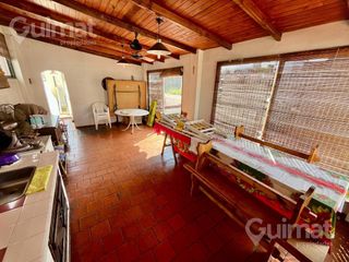 Foto 23 de Casa estilo Italiano en venta - Primera Junta 2100 - Patio y terraza