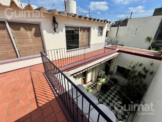 Foto 25 de Casa estilo Italiano en venta - Primera Junta 2100 - Patio y terraza