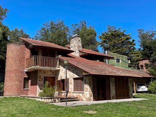 Foto 35 de Residencia 5 ambientes sobre parcela de 1600 m² en la mejor zona del Bosque de Peralta Ramos