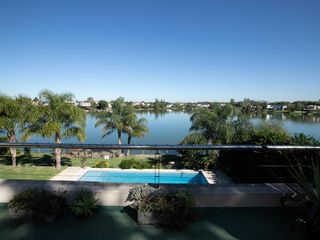 Foto 50 de Casa en Venta con 5 Dormitorios en Santa Barbara