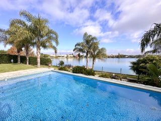 Foto 19 de Casa en Venta con 5 Dormitorios en Santa Barbara