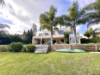 Foto 25 de Casa en Venta con 5 Dormitorios en Santa Barbara