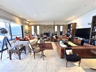 Foto 9 de Casa en Venta con 5 Dormitorios en Santa Barbara