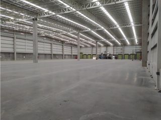 Foto 4 de BODEGA 5363 M2 ARRIENDO COTA,CUND.  10 MUELLES  PARQUE INDUSTRIAL.