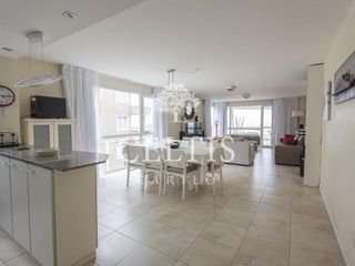 Foto 10 de 4 ambientes amueblado en SEA POINT