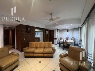 Foto 11 de VENTA CASA 5 AMBIENTES EN  BANFIELD CON COCHERAS JARDIN Y QUINCHO