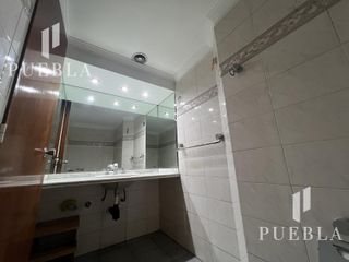 Foto 25 de VENTA CASA 5 AMBIENTES EN  BANFIELD CON COCHERAS JARDIN Y QUINCHO