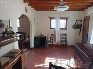 Foto 9 de Venta / Casa Amoblada con Pileta / Permuta / Apto Crédito / De Vicenzo Grande