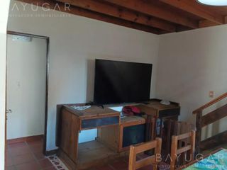 Foto 15 de Venta / Casa Amoblada con Pileta / Permuta / Apto Crédito / De Vicenzo Grande