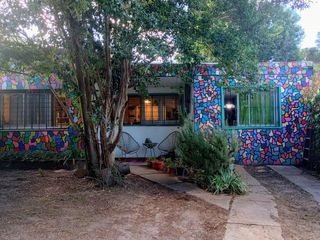 Foto 1 de Casa en venta - 3 Dormitorios 3 Baños - Cochera - 346Mts2 - Trapiche