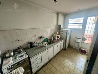 Foto 10 de Excelente planta alta frente a la estación - Apto Vivienda y Profesional!!