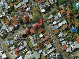 Foto 7 de Casa en venta - 4 Dormitorios 2 Baños - Cochera - 172Mts2 - Bernal Oeste, Quilmes