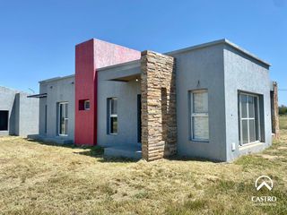 Foto 5 de Casa con quincho en venta - Solares del Valle, Villa de Merlo