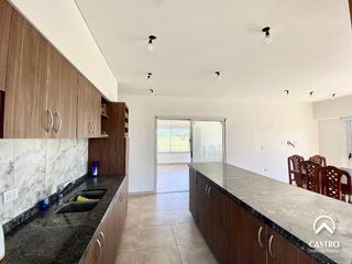 Foto 17 de Casa con quincho en venta - Solares del Valle, Villa de Merlo