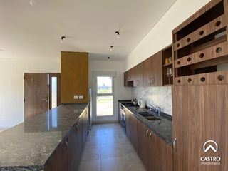 Foto 14 de Casa con quincho en venta - Solares del Valle, Villa de Merlo