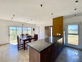 Foto 15 de Casa con quincho en venta - Solares del Valle, Villa de Merlo